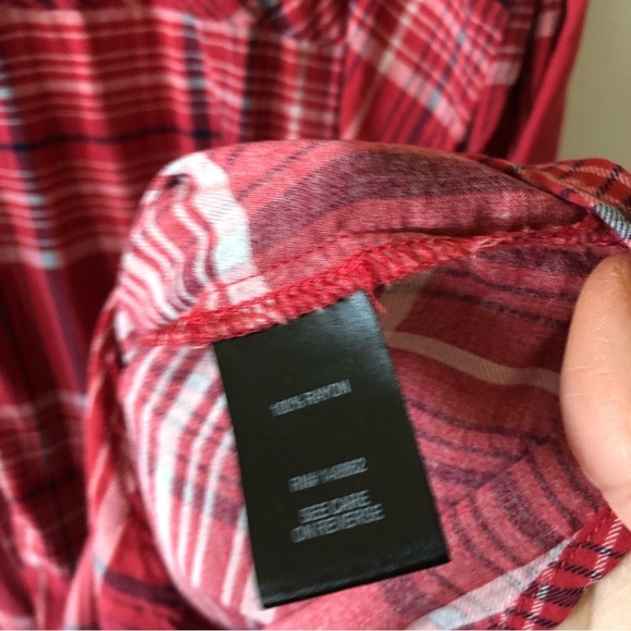 Torrid|Challis Button Front Dolman Sleeve Top in Red Plaid Pattern, Size 4X - Picture 9 of 11